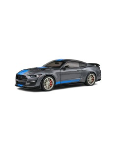 118 FORD SHELBY GT500 KR SILVERBLUE STRIPES